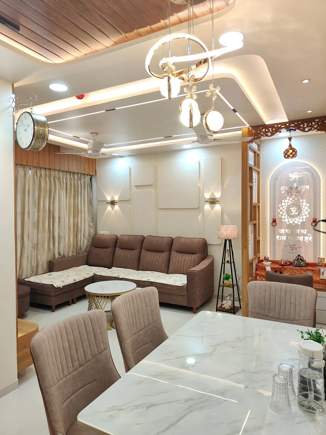 The Warm Family Lounge