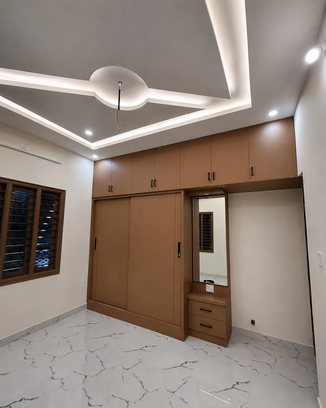 The Warm Modern Bedroom